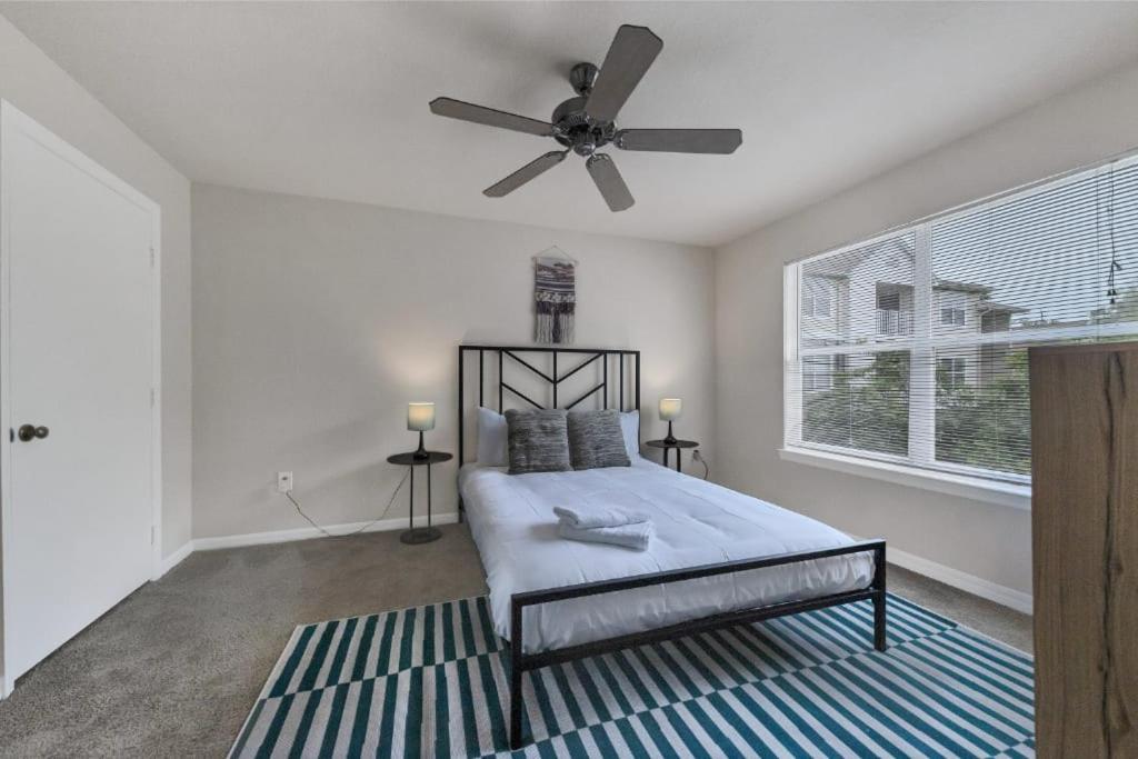 Designed 2Br With Balcony Pool And Gym Appartement Bradenton Buitenkant foto