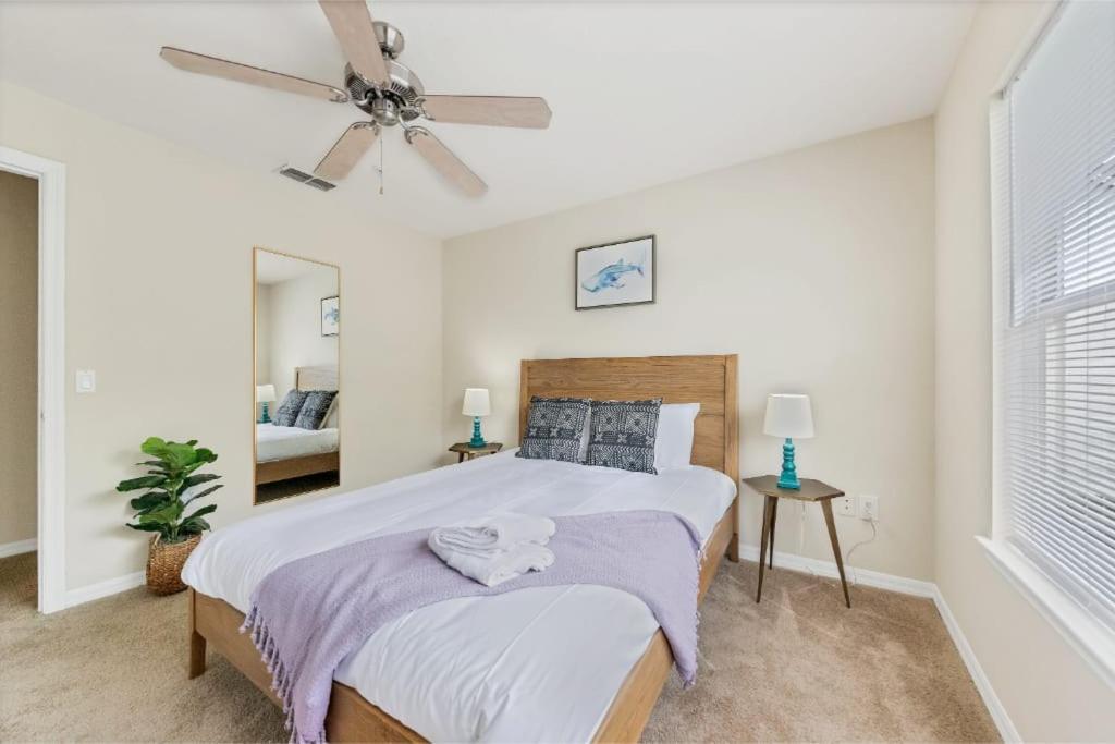 Designed 2Br With Balcony Pool And Gym Appartement Bradenton Buitenkant foto